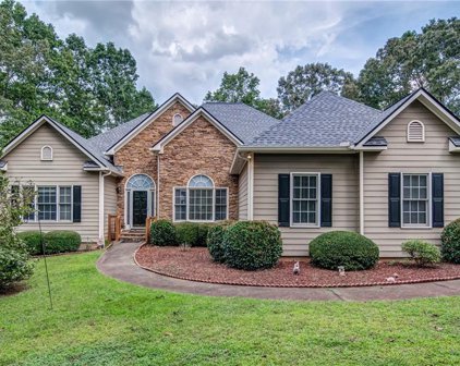240 River Run Drive, Ball Ground