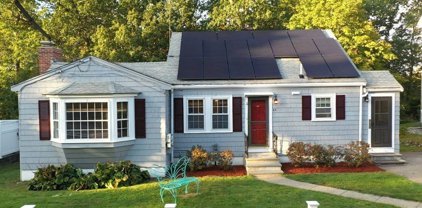 43 Fairview St, Dedham