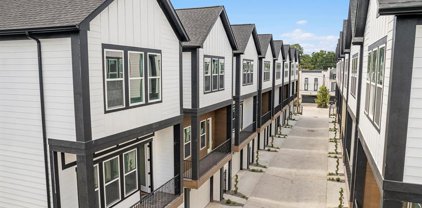 857 Fisher Unit B, Houston
