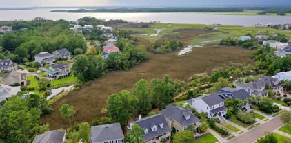 2211 Branch Creek Drive, Mount Pleasant