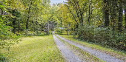 10011 Glenmere Rd, Fairfax