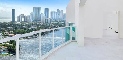 20201 E Country Club Dr Unit #PH06/07, Aventura