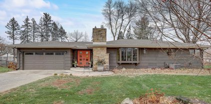 10911 Oak Knoll Terrace N, Minnetonka