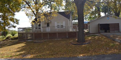 1029 Johnson Drive, Neosho
