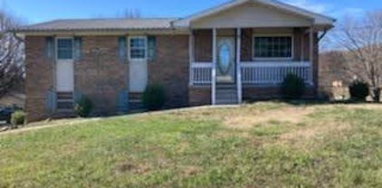 6521 Greenwood Rd, Knoxville