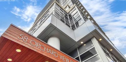 58 Orchard View Boulevard Unit 404, Toronto