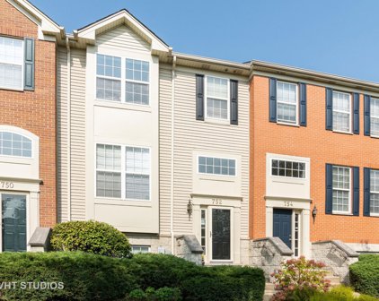 752 Thornbury Court Unit #108-2, Bartlett