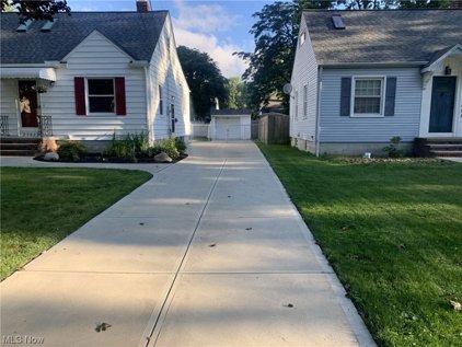 23822 Frank Street, North Olmsted