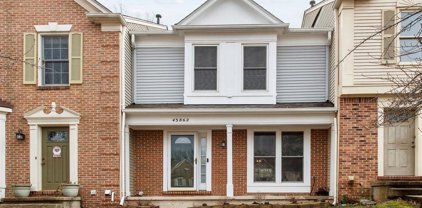 43862 Laburnum Sq, Ashburn
