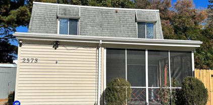 2573 Paxton St, Woodbridge