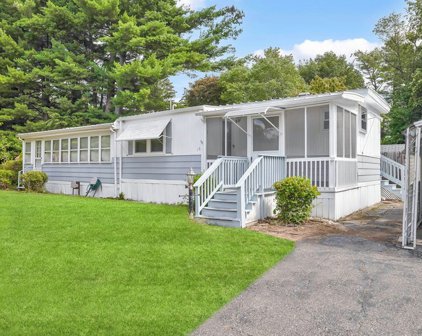 19 Bluebird Circle, Chicopee