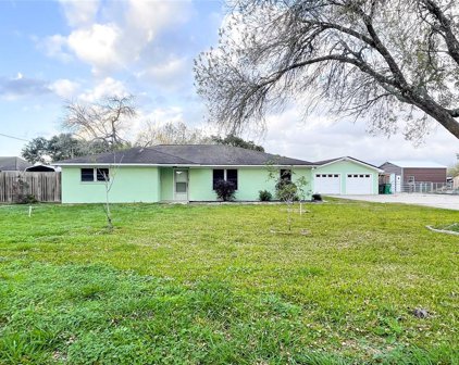 3734 County Road 181, Alvin