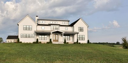 118 Locust Ln, Shelbyville