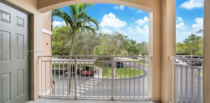 6370 Emerald Dunes Dr Unit #201, West Palm Beach