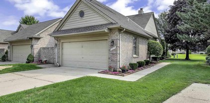42674 Christina, Sterling Heights