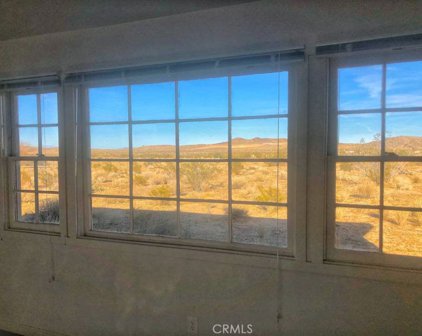 981 Hilton Avenue, Yucca Valley