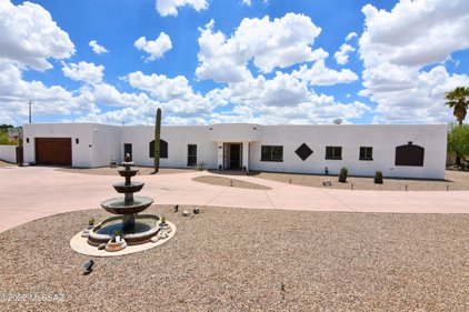 2590 N Tanque Verde Acres, Tucson