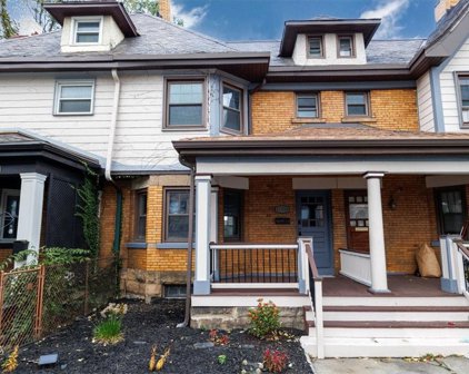 12208 Detroit Avenue, Lakewood