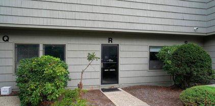 31 Mountain Blvd, Warren Twp.
