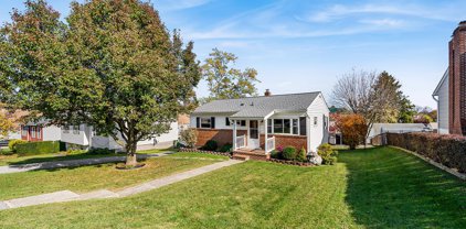 517 Kent Ave, Catonsville