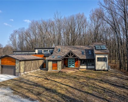 27070 Bagley Road, Olmsted Township