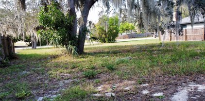 Peninsula Avenue, Tarpon Springs