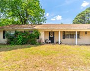 103 Duncan, Swifton image
