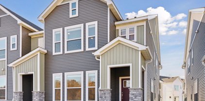14444 Twin Lakes Circle, Burnsville