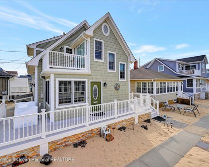 9 Hayes Court, Point Pleasant Beach