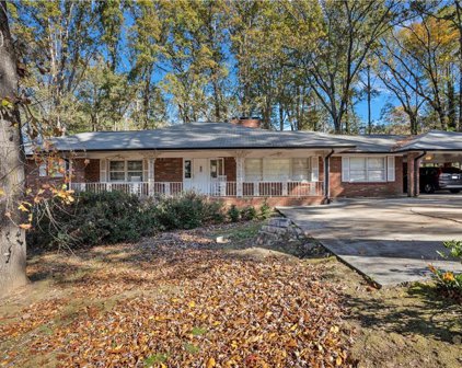 2228 Scenic Drive, Snellville