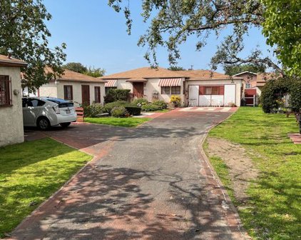 3841 W 111th Pl, Inglewood