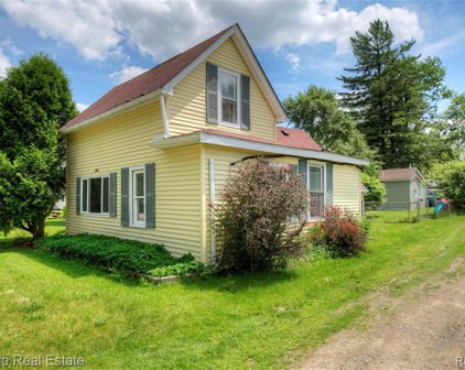 229 W FLINT, Lake Orion Vlg