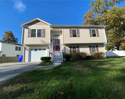 72 Fisher Street, North Providence