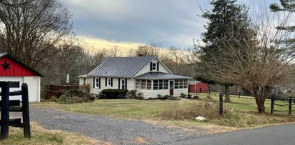 5081 Holly Springs Road, Rixeyville