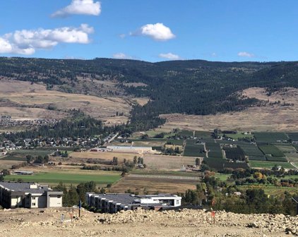 3011 Kingswood Terrace, Kelowna