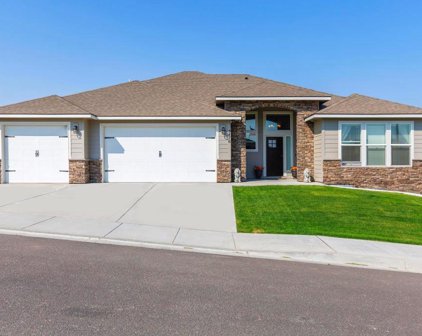 3476 S Williams St, Kennewick