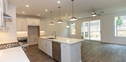 114 Birch Tree Way Unit 76, Cumming