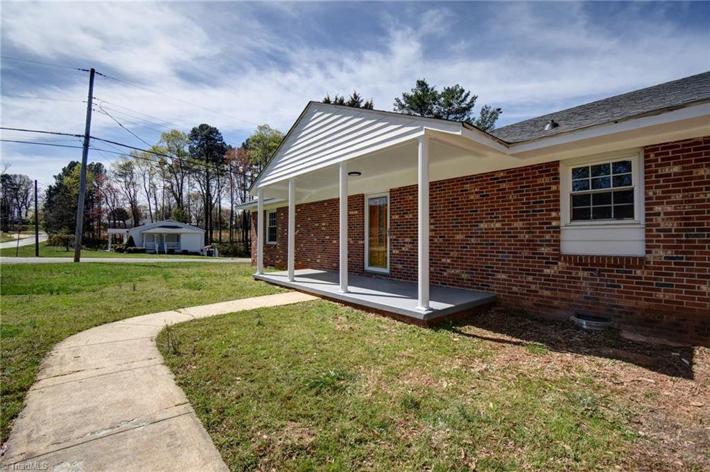 1913 Brewer Road, Winston Salem, 27127