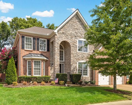 228 Stonehaven Cir, Franklin