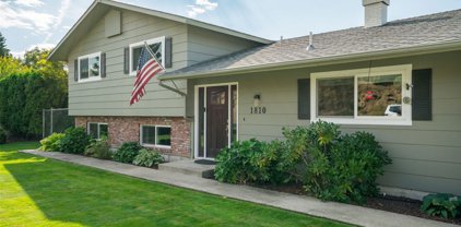 1810 NE 10th Street, East Wenatchee