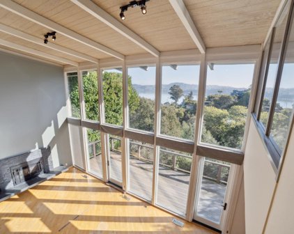 44 Toyon Lane, Sausalito