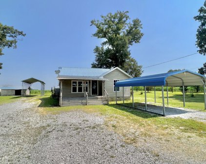 676 Weakley Creek Rd, Lawrenceburg
