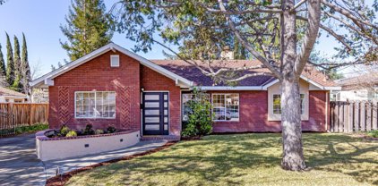10243 Glencoe DR, Cupertino