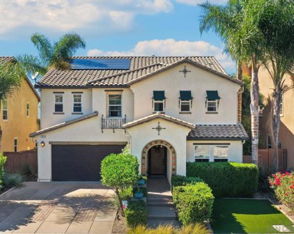 1672 N Las Flores Dr, San Marcos