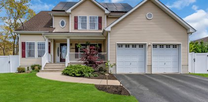 1584 Green Grove Road, Brick