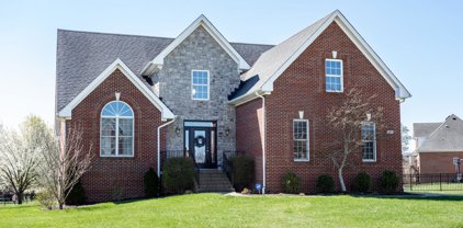 505 Hemingway Ct, Shelbyville