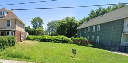 21 Oakdale  Place, Buffalo City-140200