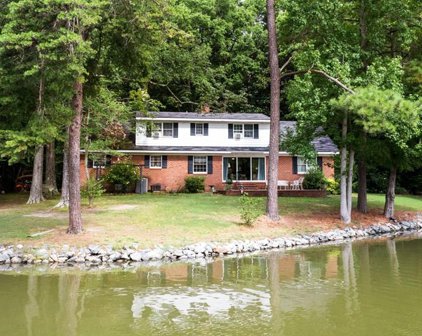 239 Spencers Creek Lane, Heathsville