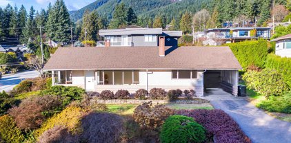 3726 Norwood Avenue, North Vancouver