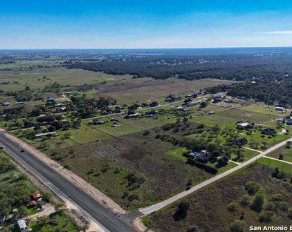101 Oak Hollow Dr, La Vernia